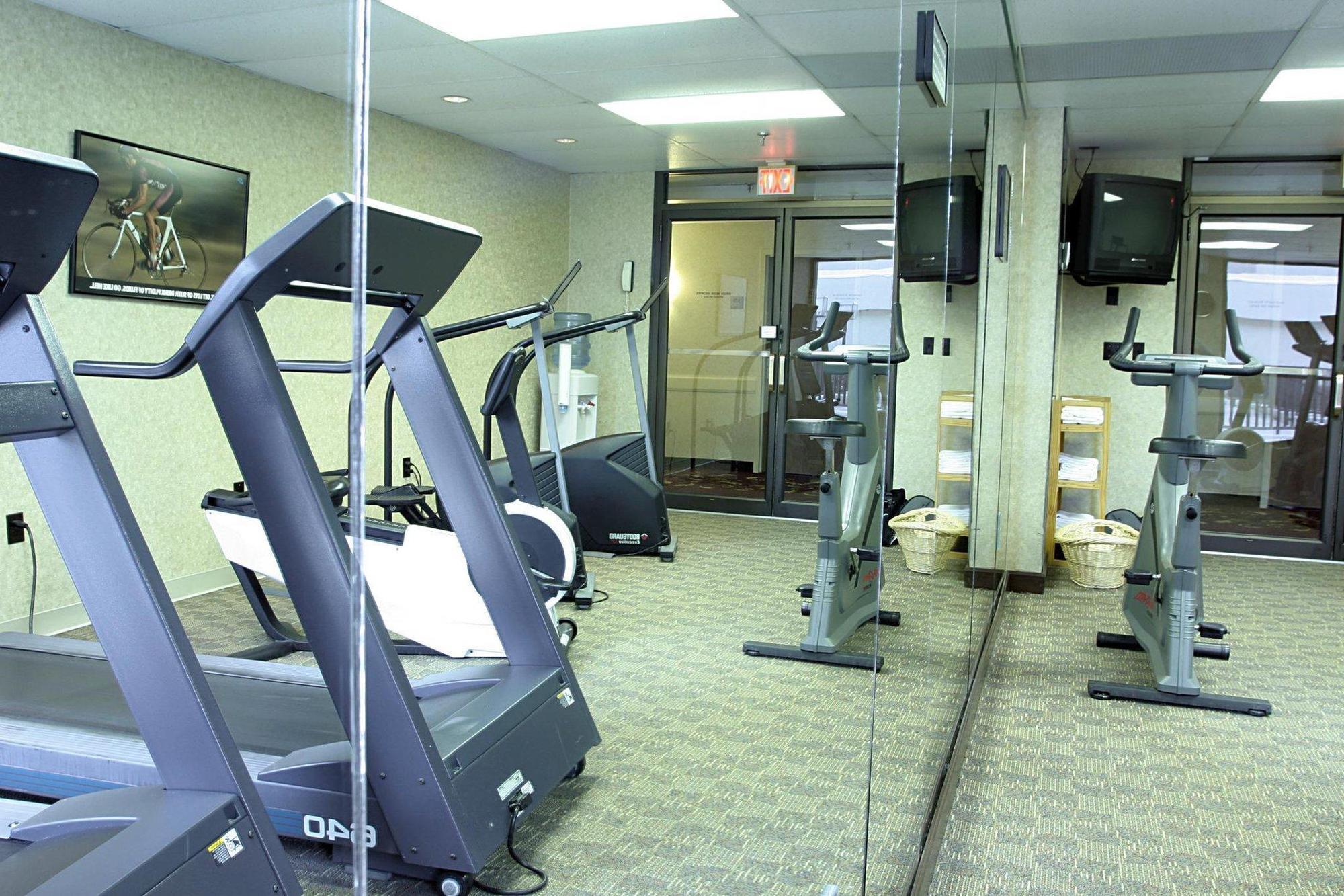 Magnuson Grand & Conference Center Somerset-Bridgewater Екстер'єр фото