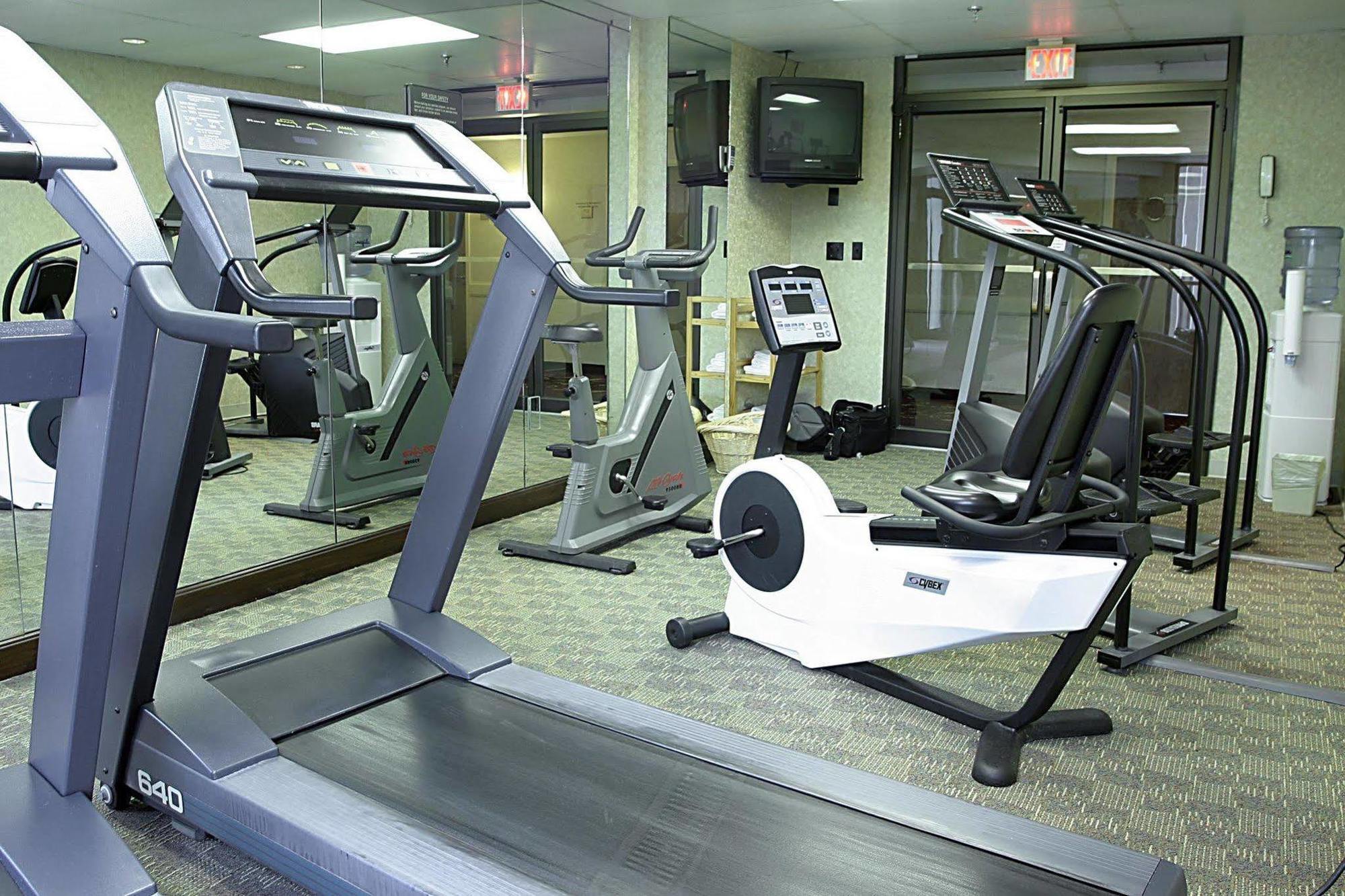 Magnuson Grand & Conference Center Somerset-Bridgewater Екстер'єр фото