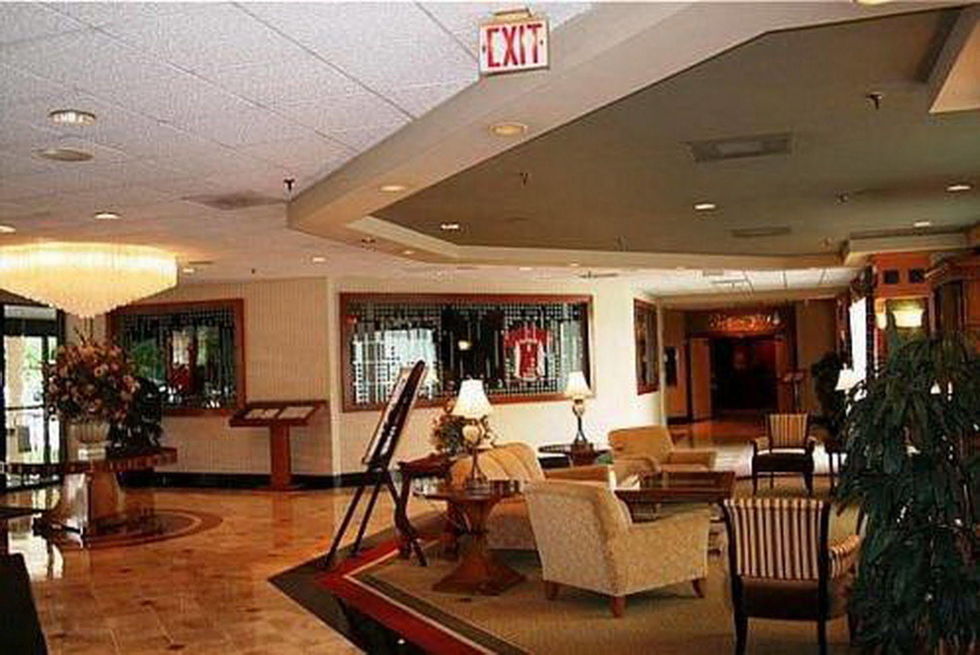 Magnuson Grand & Conference Center Somerset-Bridgewater Екстер'єр фото