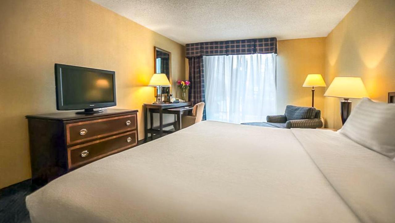 Magnuson Grand & Conference Center Somerset-Bridgewater Екстер'єр фото