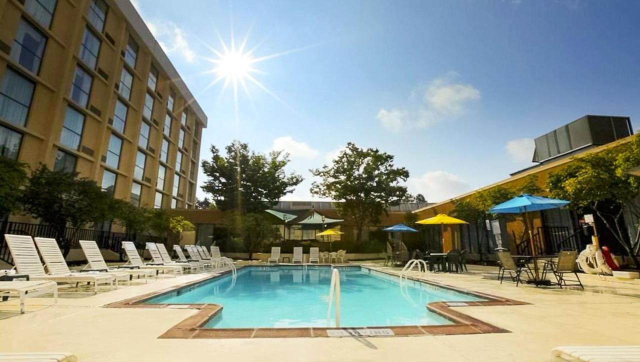 Magnuson Grand & Conference Center Somerset-Bridgewater Екстер'єр фото